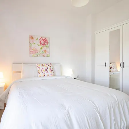 3 Bedroom Apartment With Stunning Guadalquivir Views Seville Exterior photo
